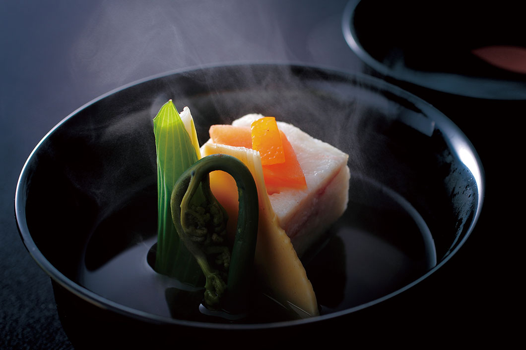 画像：延楽4　お料理_椀物